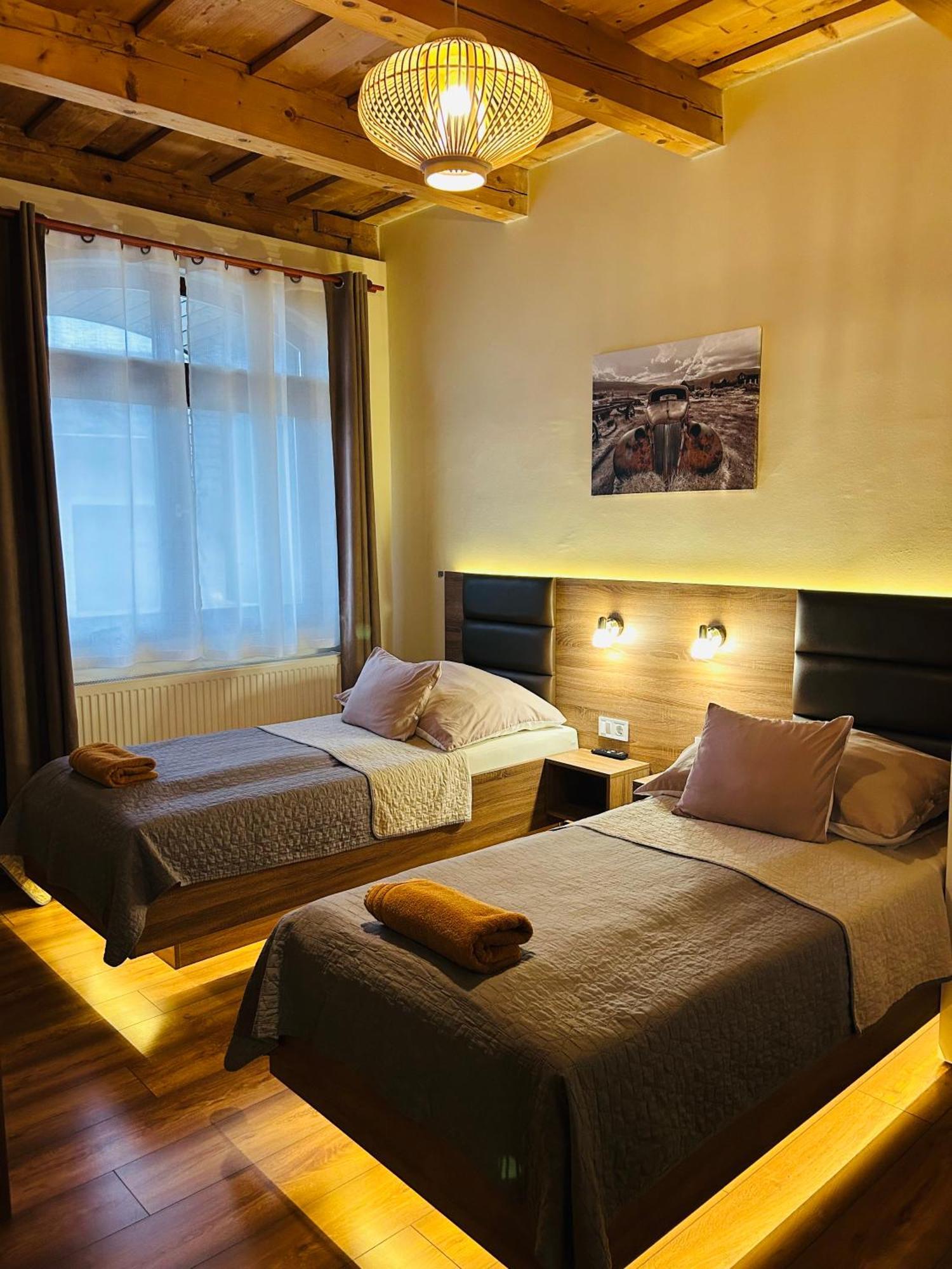 Hotel Harmonia Vendeghaz Miskolc Exterior foto